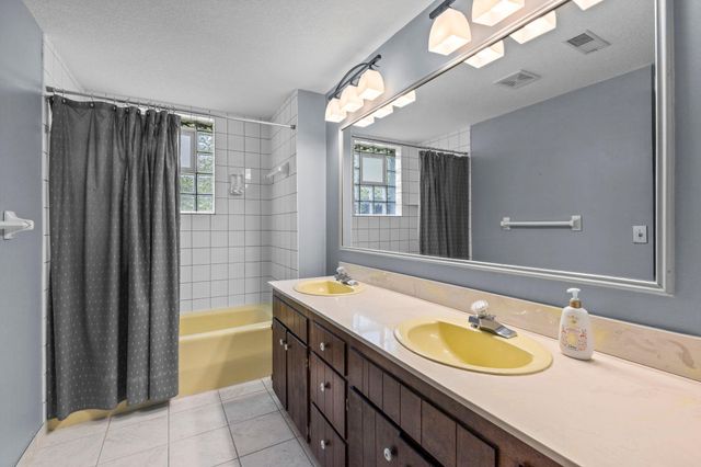 12020 Tilton Trail N, Rogers, MN 55374