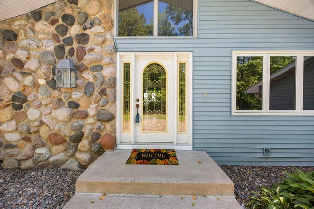 12020 Tilton Trail N, Rogers, MN 55374