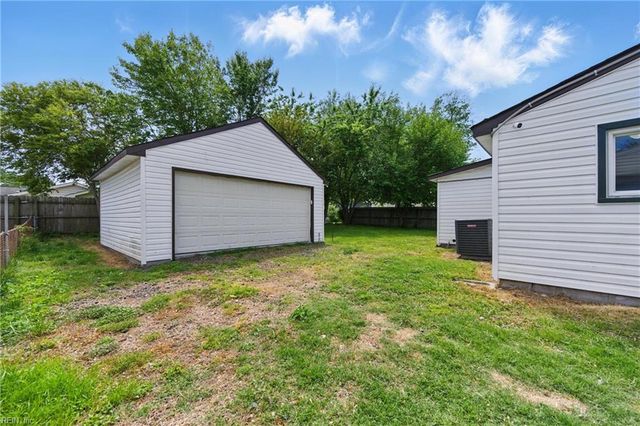 3549 Barry ST, Virginia Beach, VA 23452