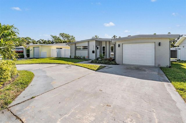 4015 OVERLOOK DRIVE NE, St Petersburg, FL 33703