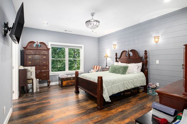 125 Winding Creek Road, Blue Ridge, GA 30513