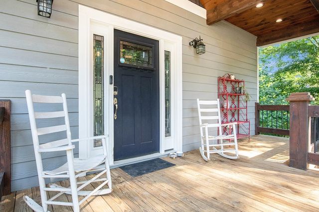 125 Winding Creek Road, Blue Ridge, GA 30513