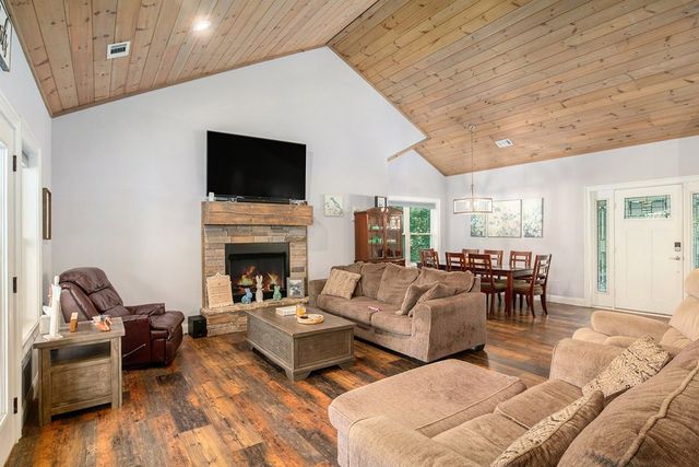 125 Winding Creek Road, Blue Ridge, GA 30513