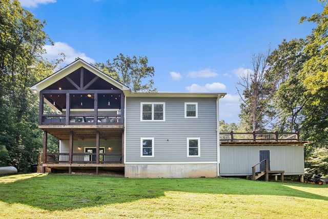 125 Winding Creek Road, Blue Ridge, GA 30513