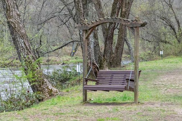 125 Winding Creek Road, Blue Ridge, GA 30513