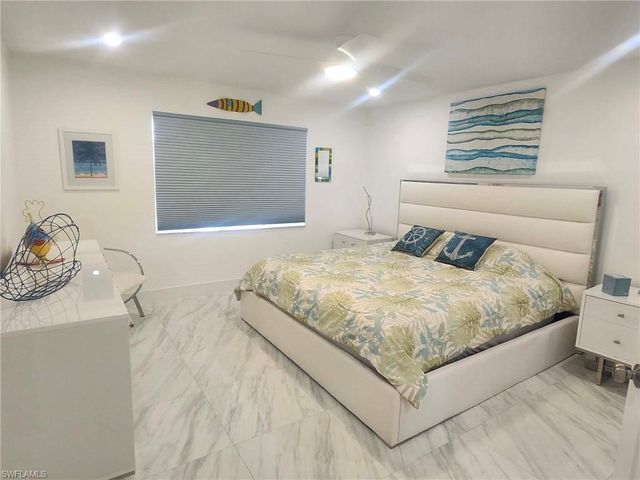 3000 Gulf Shore BLVD N 113, Naples, FL 34103