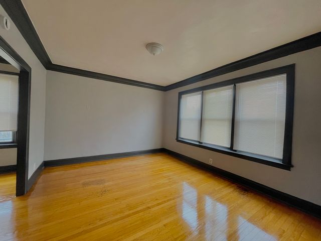 7300 S May Street 41-2, Chicago, IL 60621
