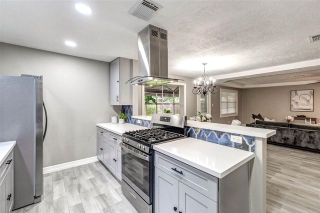 1822 Landmark Drive, Richmond, TX 77406