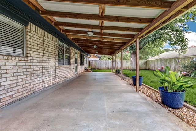 1822 Landmark Drive, Richmond, TX 77406
