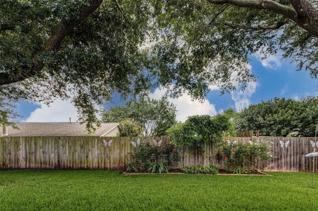 1822 Landmark Drive, Richmond, TX 77406