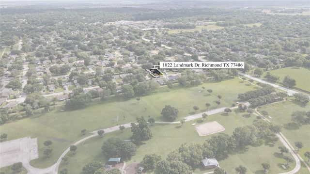 1822 Landmark Drive, Richmond, TX 77406