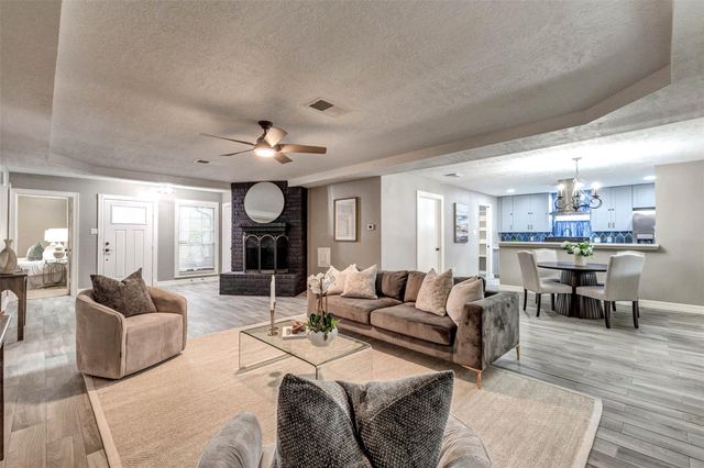1822 Landmark Drive, Richmond, TX 77406