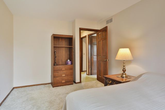 1079 Putney Drive, Columbus, OH 43085