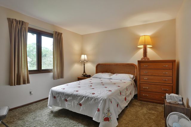 1079 Putney Drive, Columbus, OH 43085