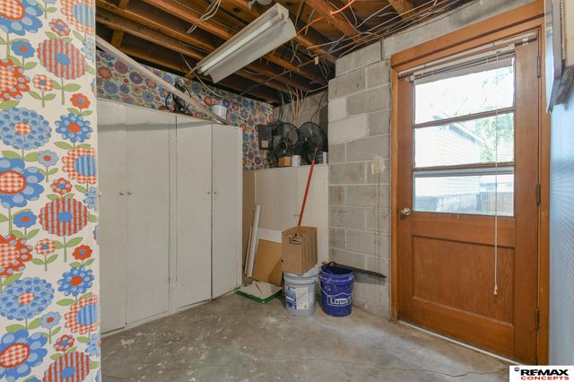 841 S 46th Street, Lincoln, NE 68510