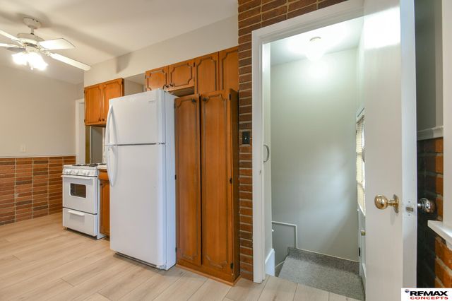 841 S 46th Street, Lincoln, NE 68510