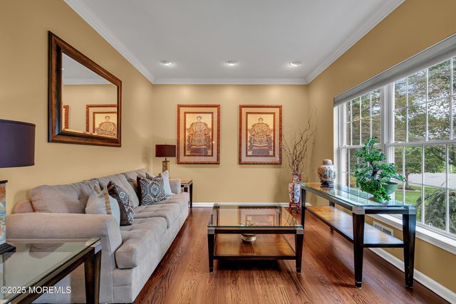 23 Amethyst Way, Jackson, NJ 08527