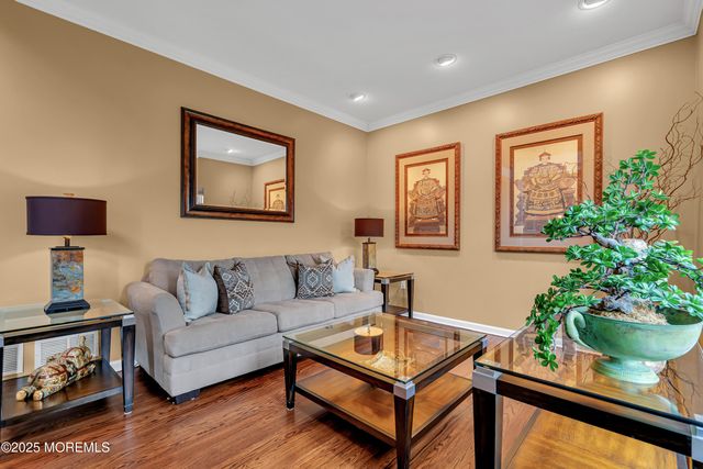 23 Amethyst Way, Jackson, NJ 08527