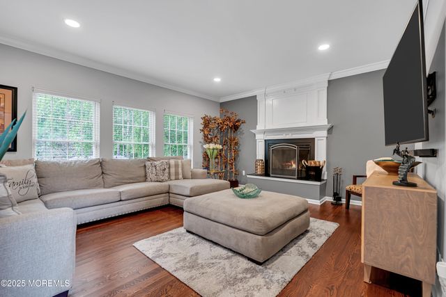 23 Amethyst Way, Jackson, NJ 08527