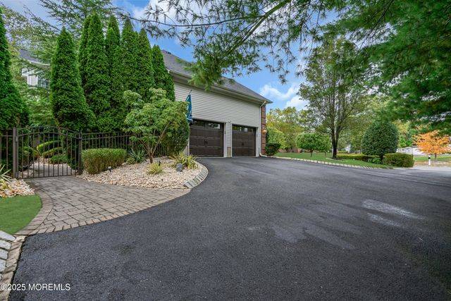 23 Amethyst Way, Jackson, NJ 08527