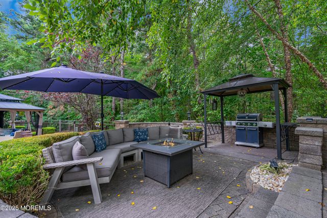 23 Amethyst Way, Jackson, NJ 08527