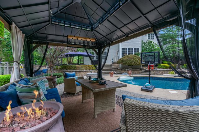 23 Amethyst Way, Jackson, NJ 08527