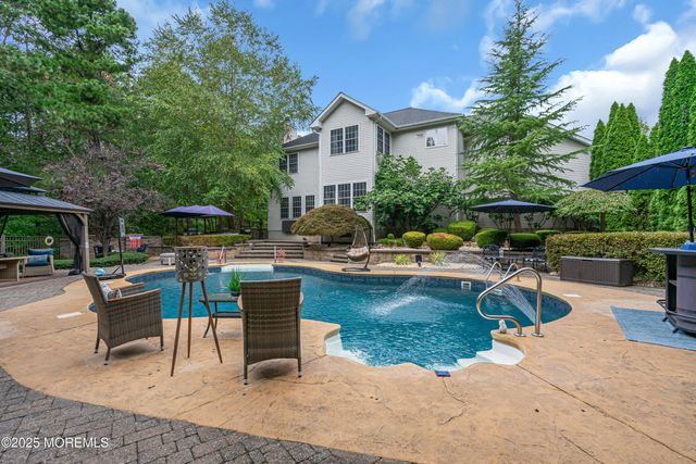 23 Amethyst Way, Jackson, NJ 08527