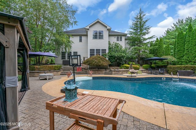 23 Amethyst Way, Jackson, NJ 08527