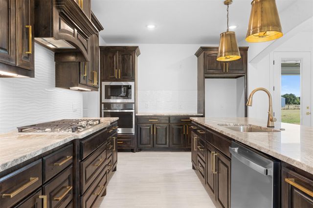 6524 Agave Ct, Bryan, TX 77808