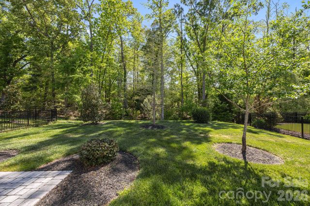 10277 October Glory Way, Charlotte, NC 28215