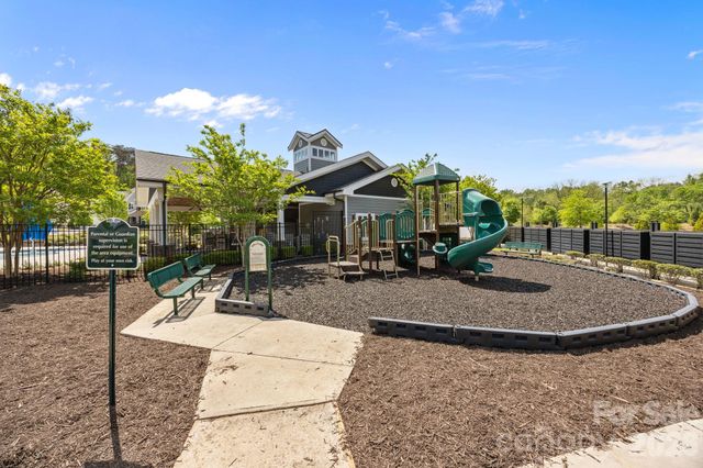 10277 October Glory Way, Charlotte, NC 28215