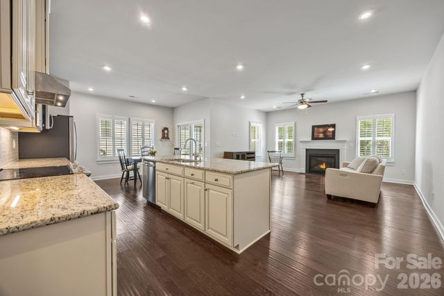 10277 October Glory Way, Charlotte, NC 28215