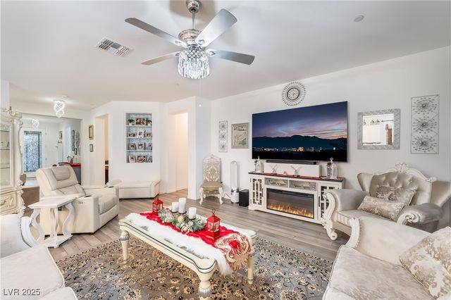 9985 Blackbark Court, Las Vegas, NV 89166