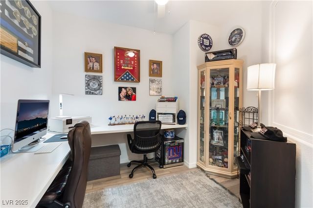 9985 Blackbark Court, Las Vegas, NV 89166