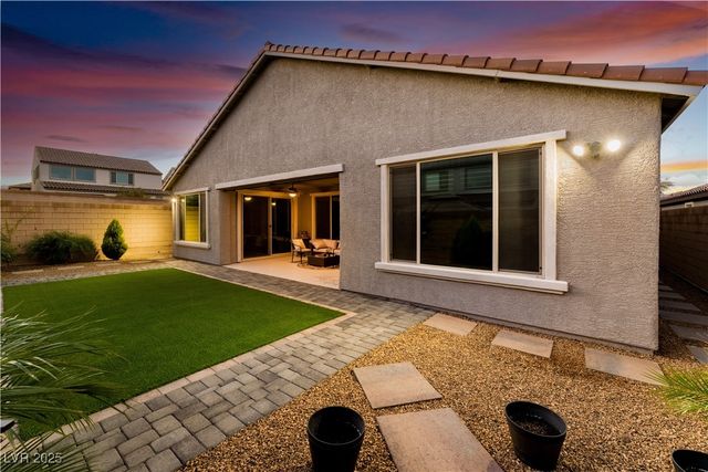 9985 Blackbark Court, Las Vegas, NV 89166