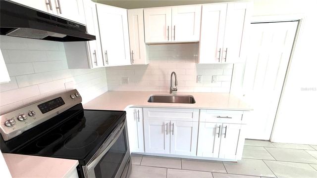 1425 HESTER DRIVE, Lakeland, FL 33801