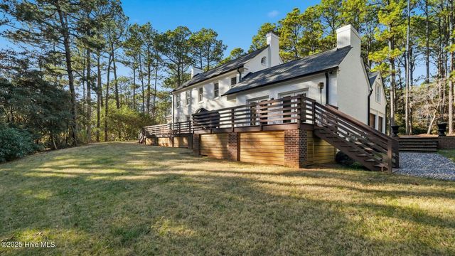 225 Hill Road, Southern Pines, NC 28387
