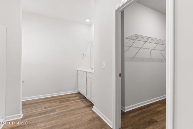 1136 Garland Lake Cir Sw, Supply, NC 28462