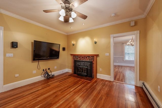 171 Essex St, Saugus, MA 01906