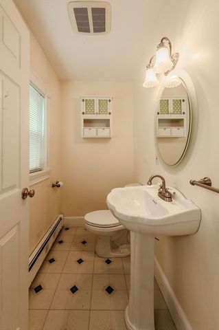 171 Essex St, Saugus, MA 01906