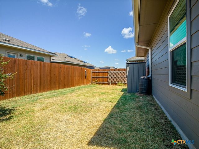 224 Grey Slate Avenue, Marble Falls, TX 78654