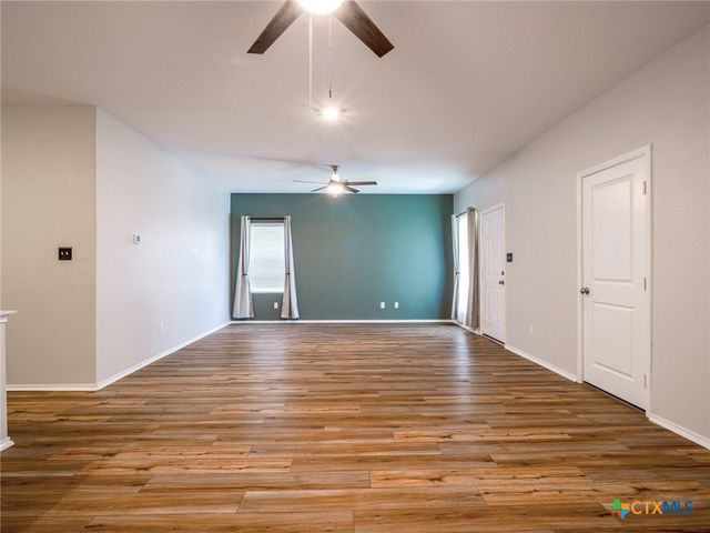 224 Grey Slate Avenue, Marble Falls, TX 78654
