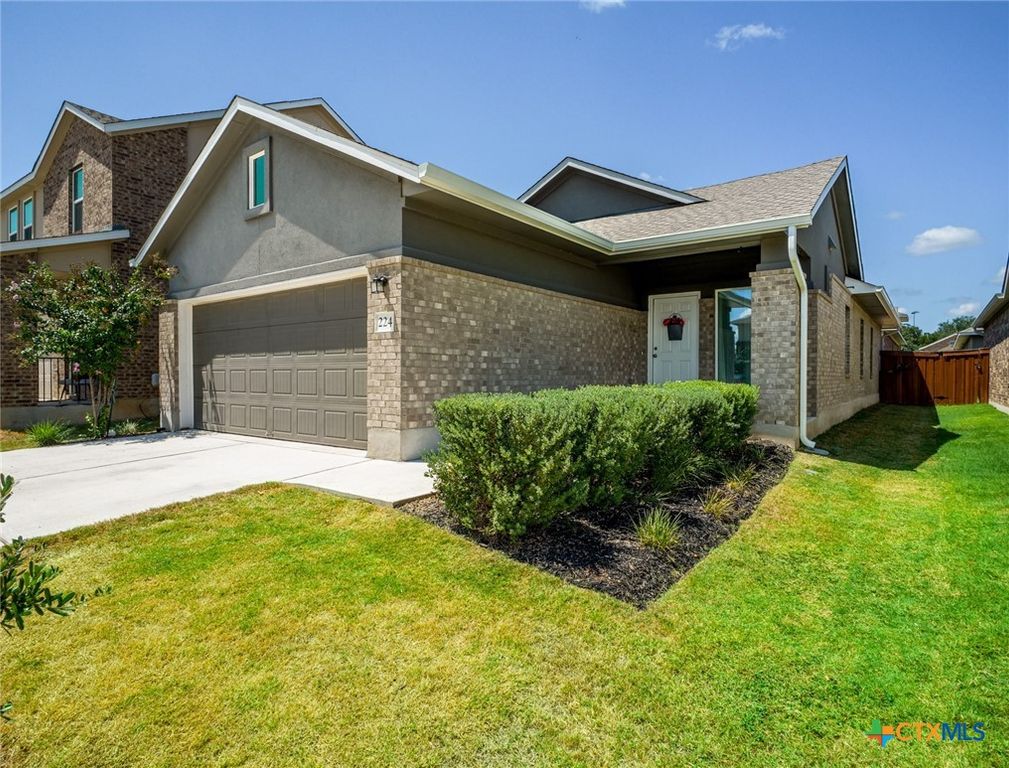 224 Grey Slate Avenue, Marble Falls, TX 78654
