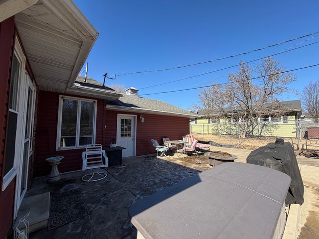 952 N Linden Avenue, Decatur, IL 62522