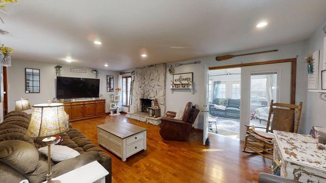 952 N Linden Avenue, Decatur, IL 62522