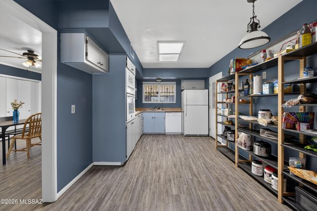 864 E Silver Street, Tucson, AZ 85719