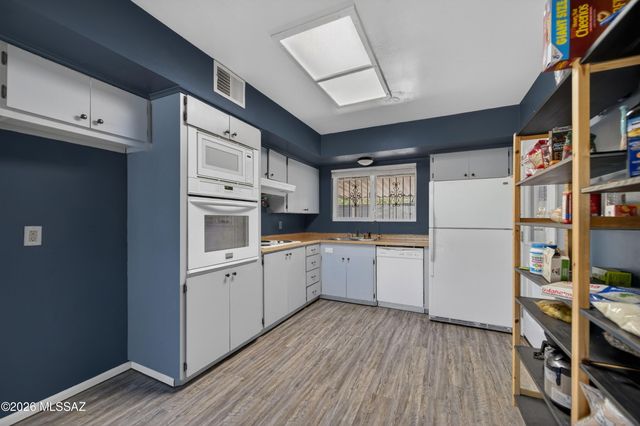 864 E Silver Street, Tucson, AZ 85719