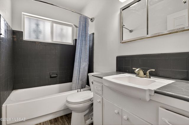 864 E Silver Street, Tucson, AZ 85719