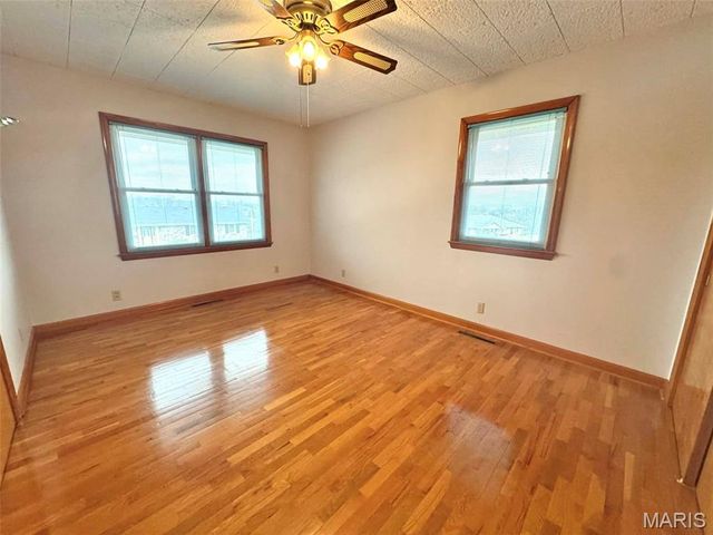 14 Ridgewood Drive, Hannibal, MO 63401