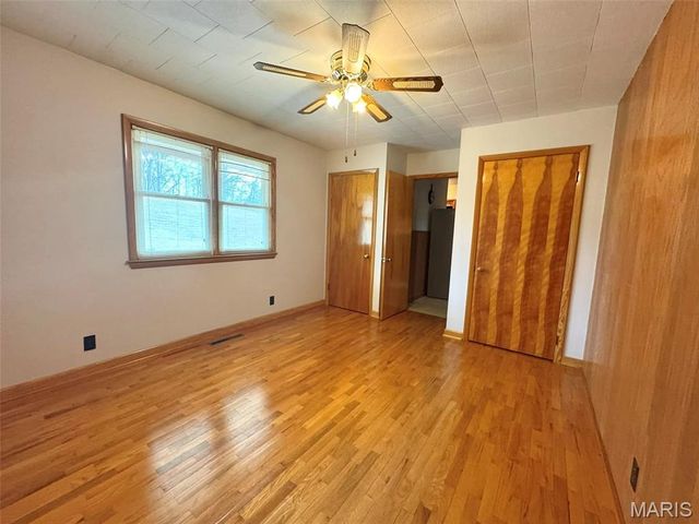 14 Ridgewood Drive, Hannibal, MO 63401